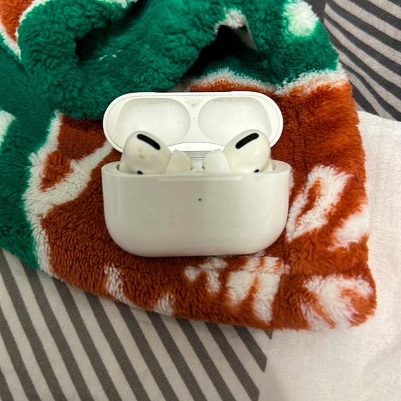 Airpods Pro